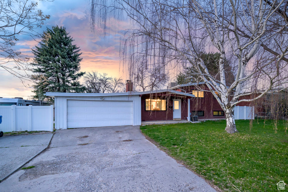 1171 E Hyland Lake Dr, Murray, Utah image 3