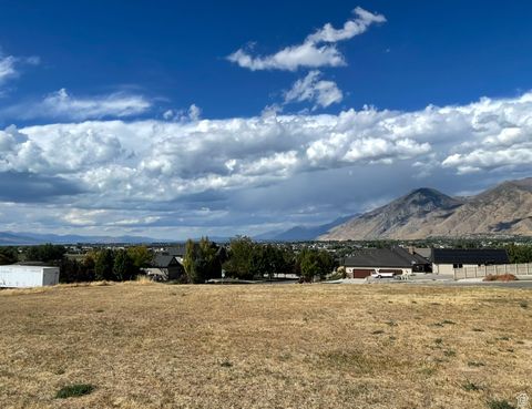 Tiny photo for 683 W OVERLOOK RIDGE CIR, Mapleton, UT 84664 (MLS # 2115372)