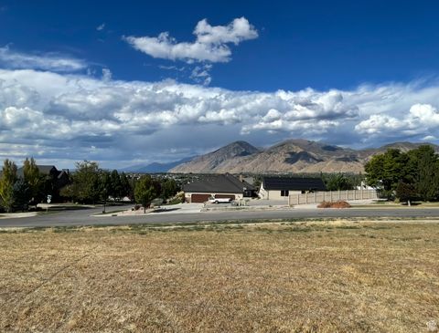 Tiny photo for 683 W OVERLOOK RIDGE CIR, Mapleton, UT 84664 (MLS # 2115372)