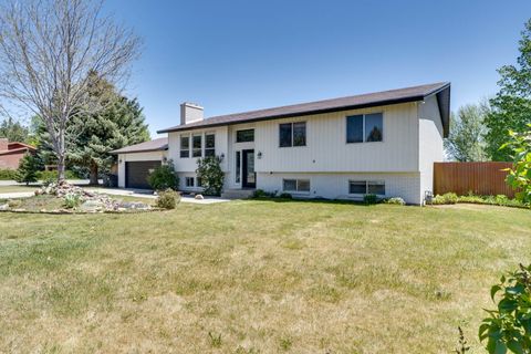 Tiny photo for 117 S 580 E, Midway, UT 84049 (MLS # 2158616)