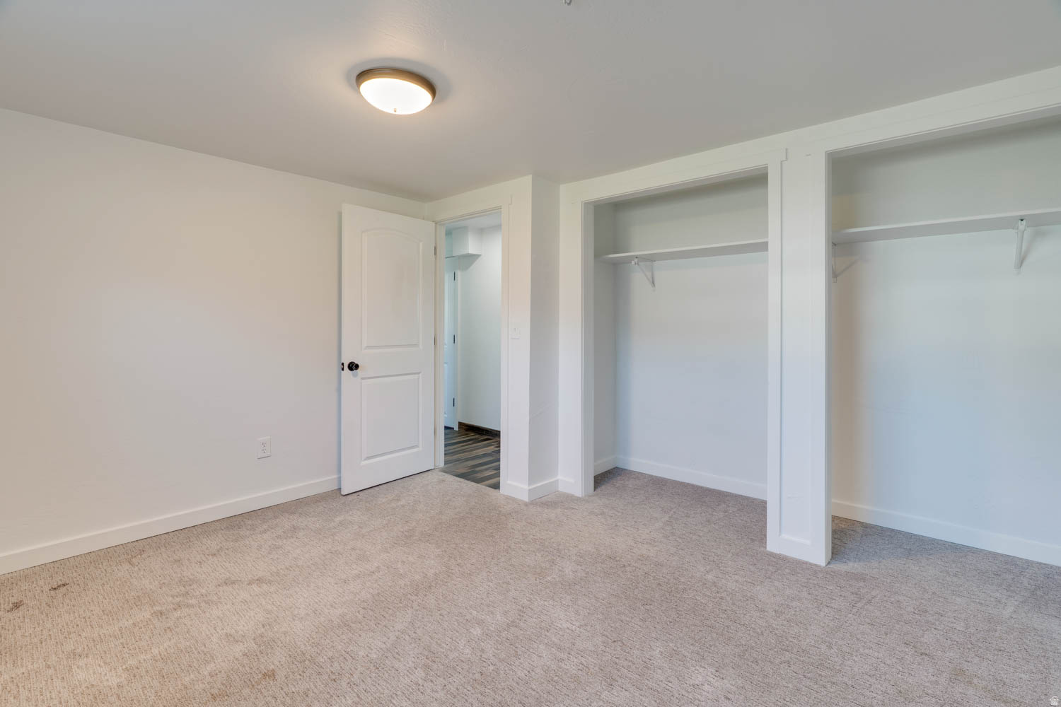 MIDWAY LANE - Residential