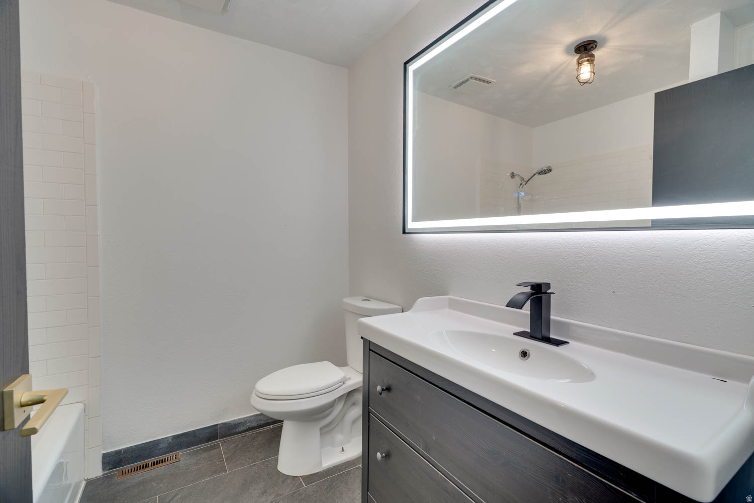 MIDWAY LANE - Residential