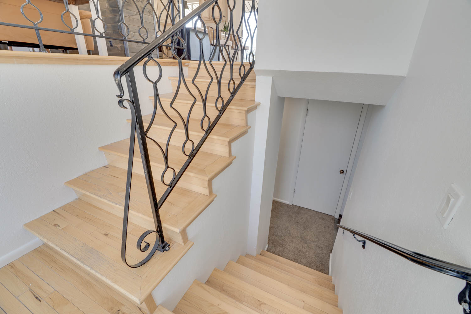 MIDWAY LANE - Residential