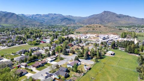 Tiny photo for 117 S 580 E, Midway, UT 84049 (MLS # 2158616)