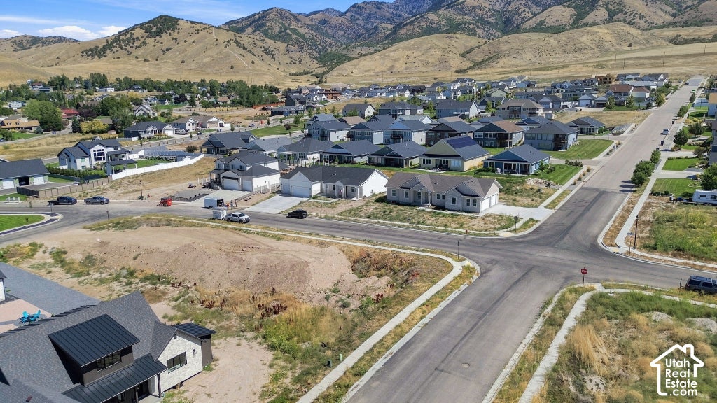 Photo of 895 E 100 N, Hyde Park, UT 84318 (MLS # 2187150)