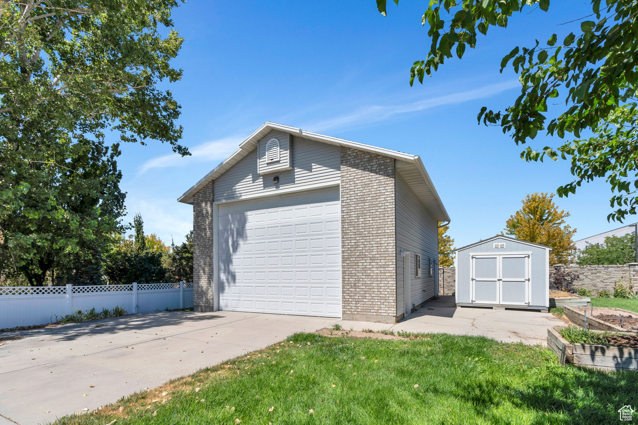 GREENFIELD FARMS - Residential