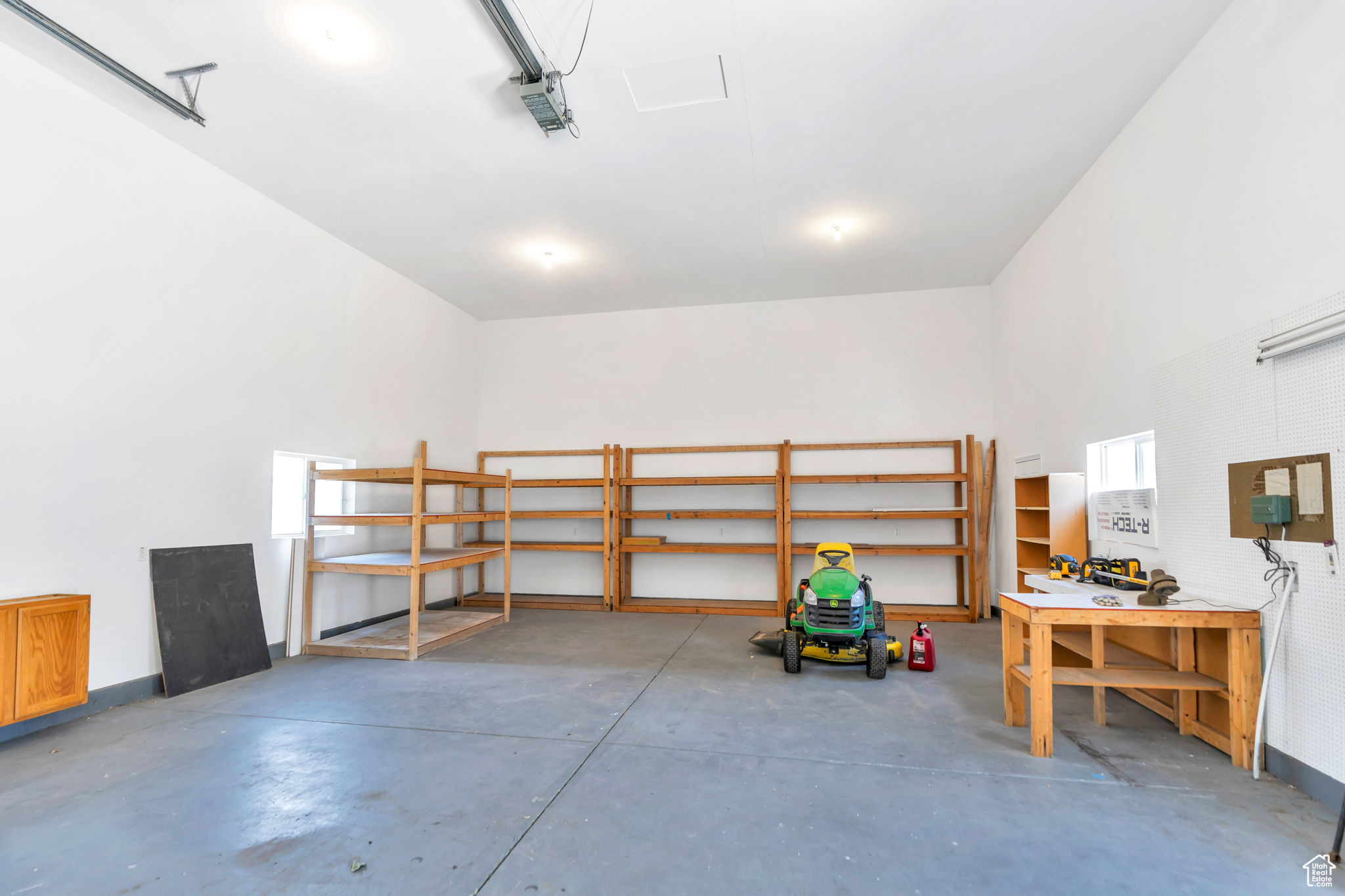 GREENFIELD FARMS - Residential