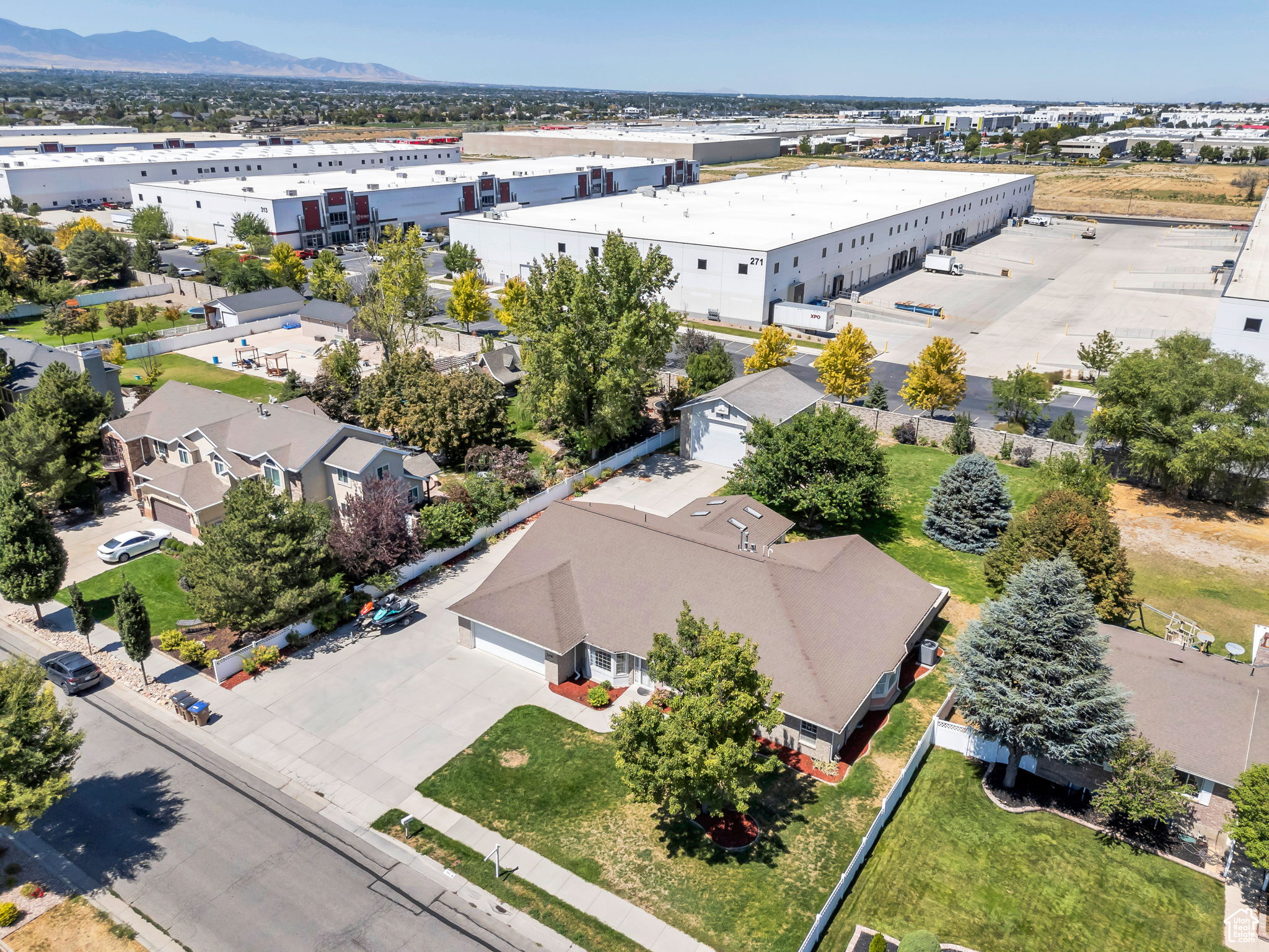 GREENFIELD FARMS - Residential