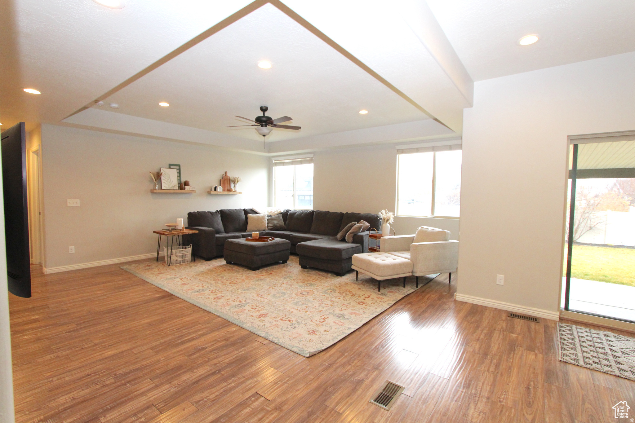 GRAYS FARM - Residential