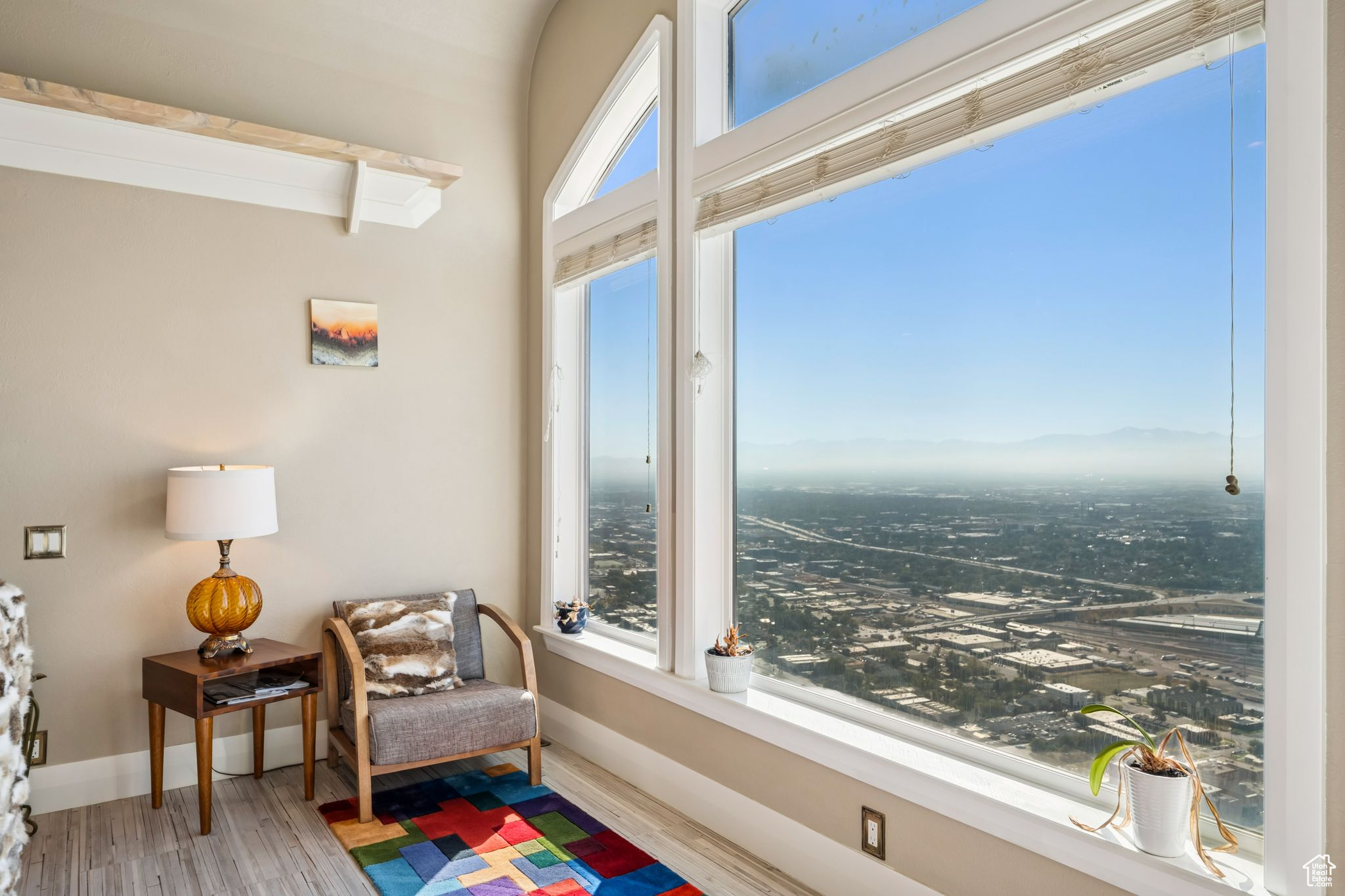 DORCHESTER POINTE - Residential