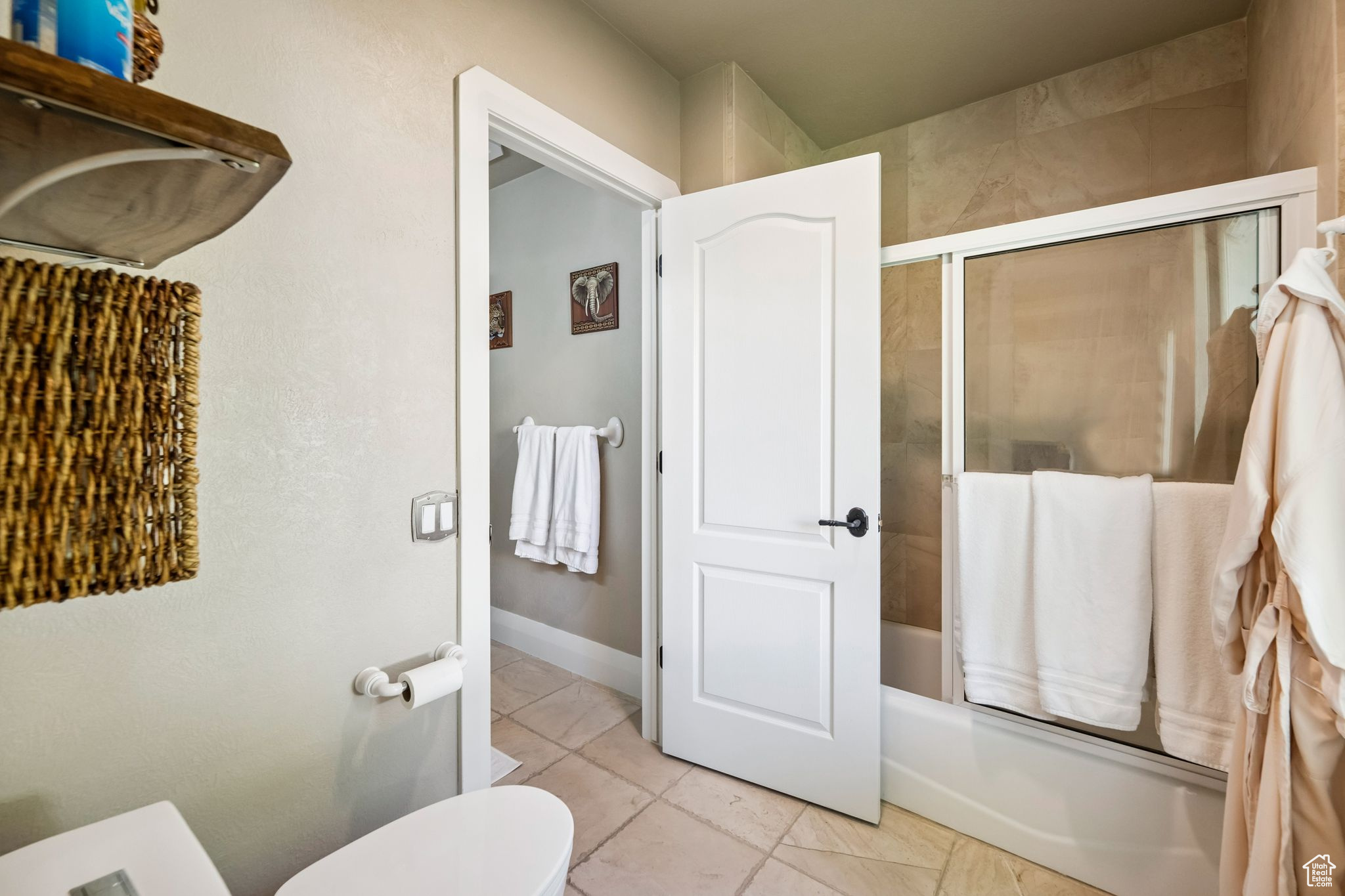 DORCHESTER POINTE - Residential