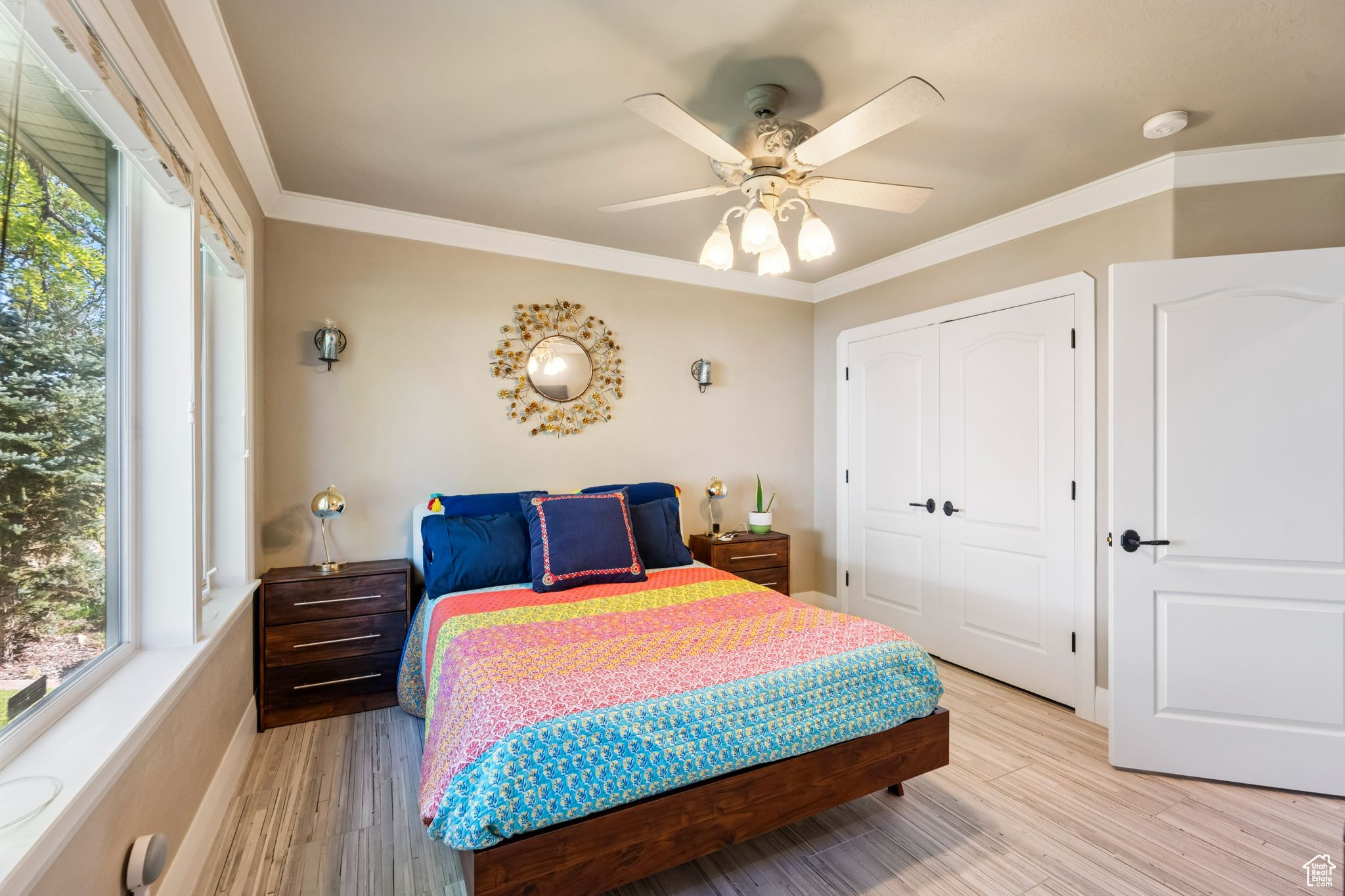 DORCHESTER POINTE - Residential