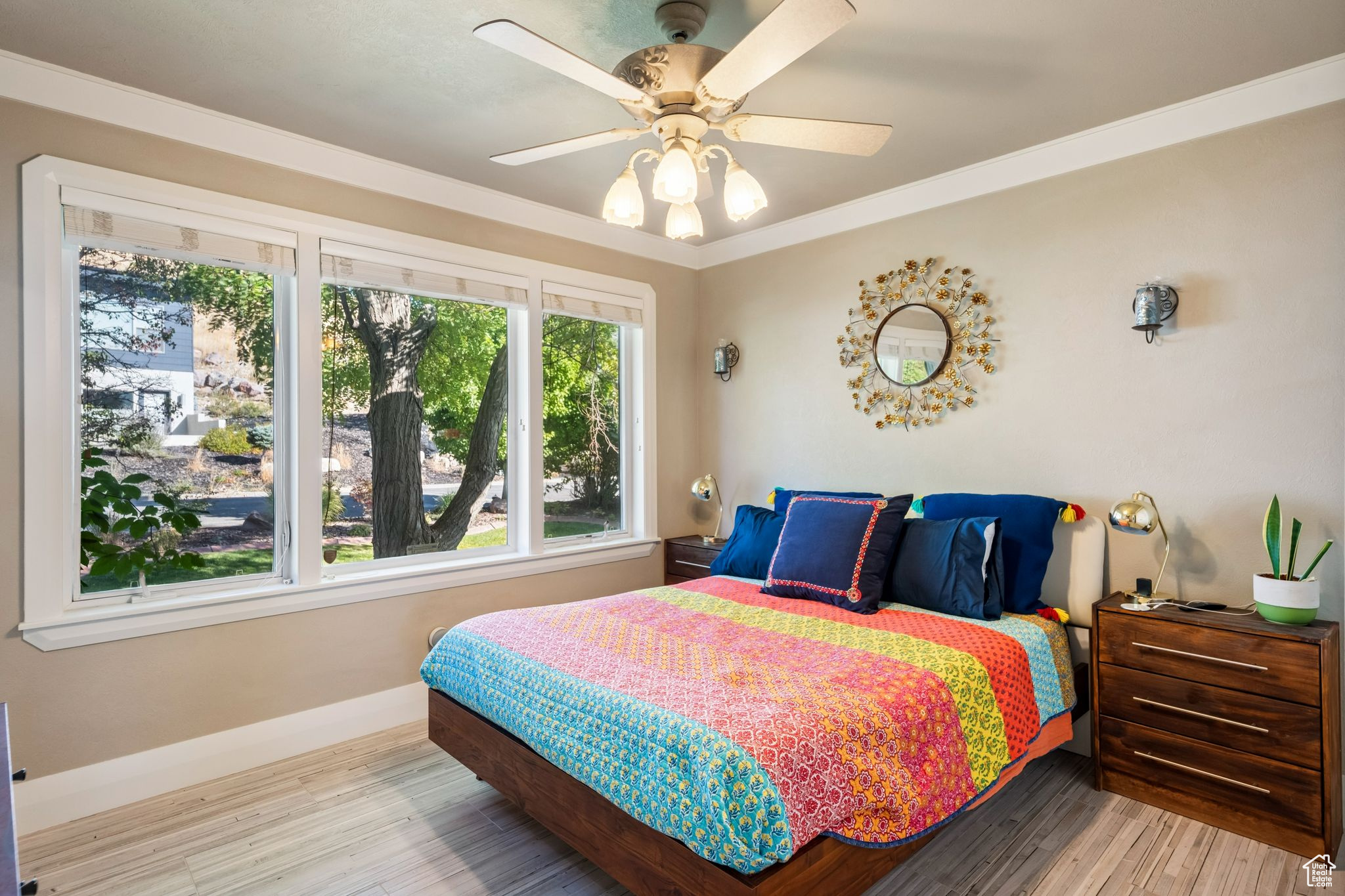 DORCHESTER POINTE - Residential