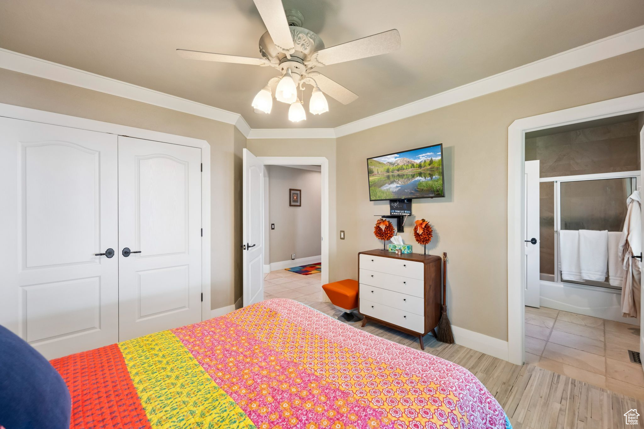 DORCHESTER POINTE - Residential