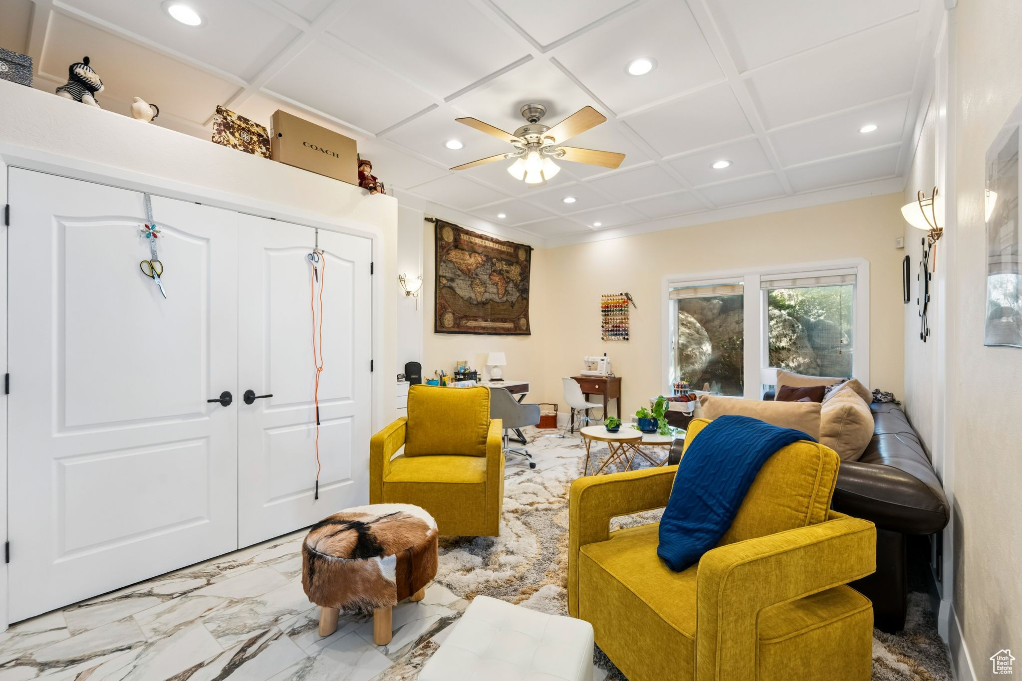 DORCHESTER POINTE - Residential