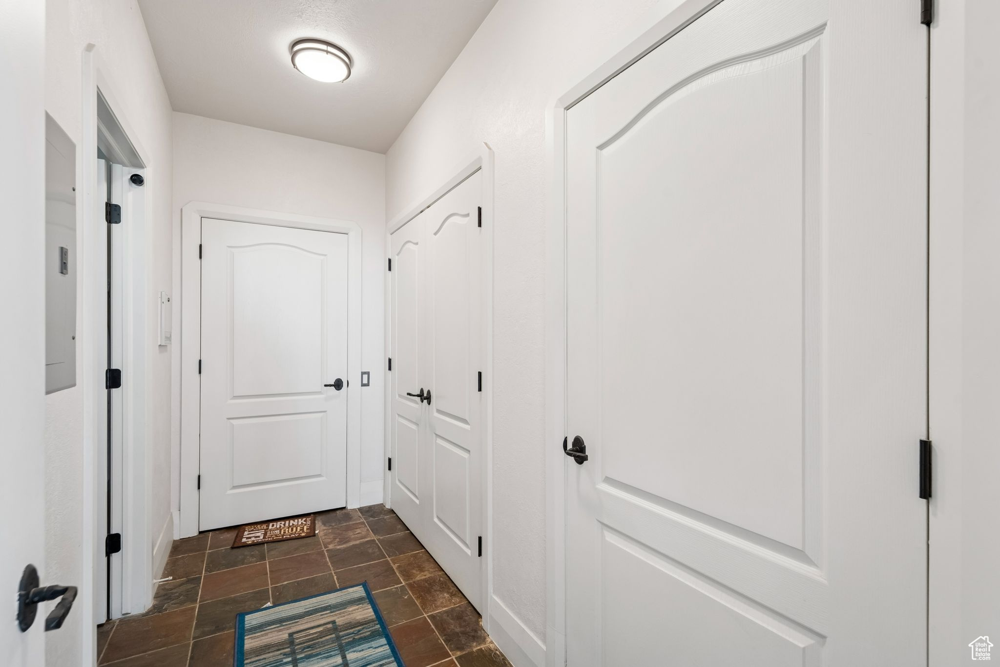 DORCHESTER POINTE - Residential