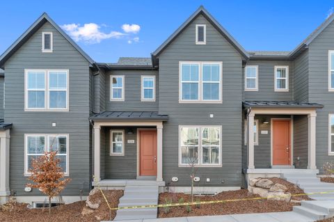 Photo of 7239 S 7000 W, West Jordan, UT 84081 (MLS # 2135010)