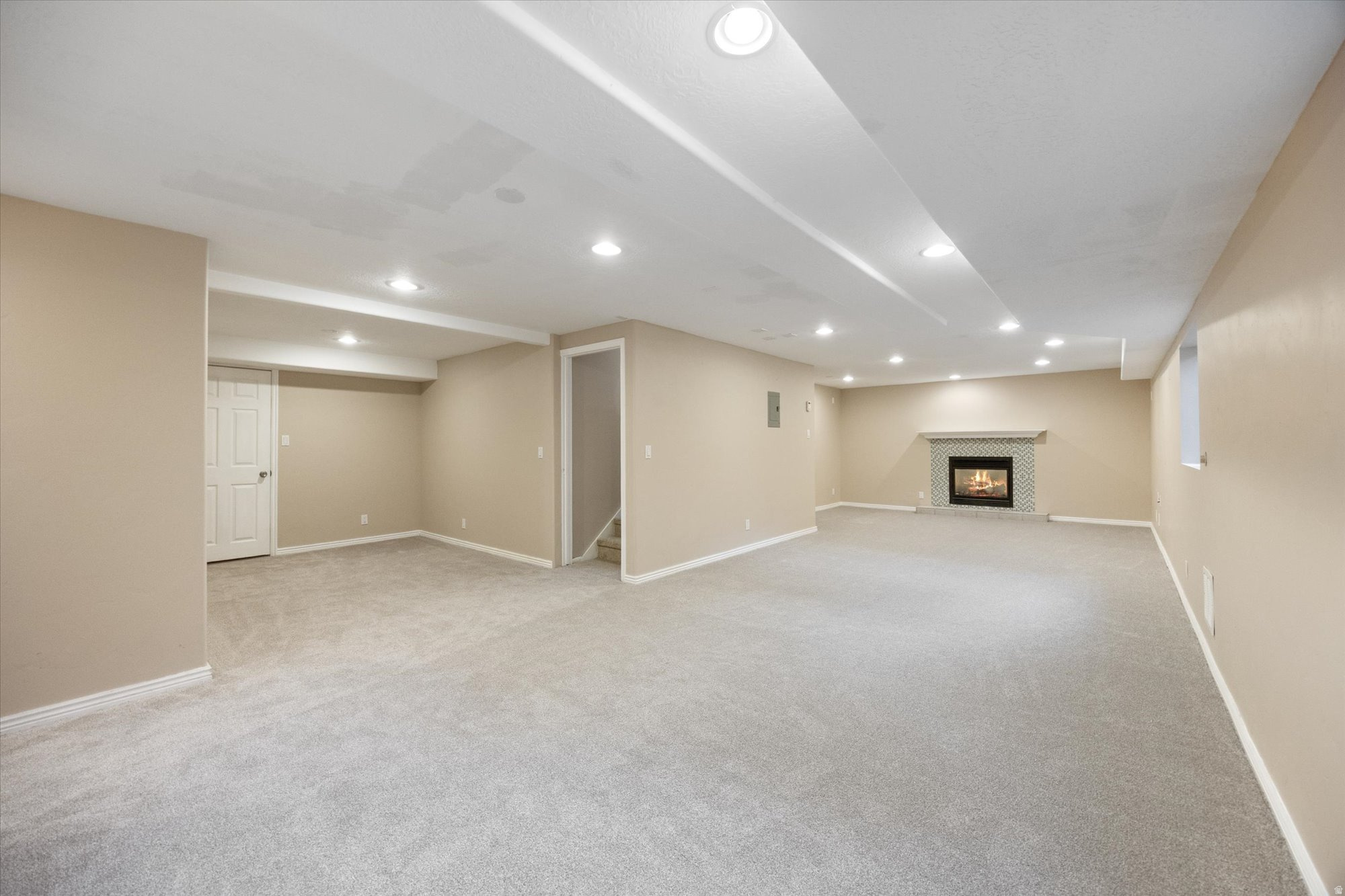 MOUNTAIN ESTATES #2 - Residential