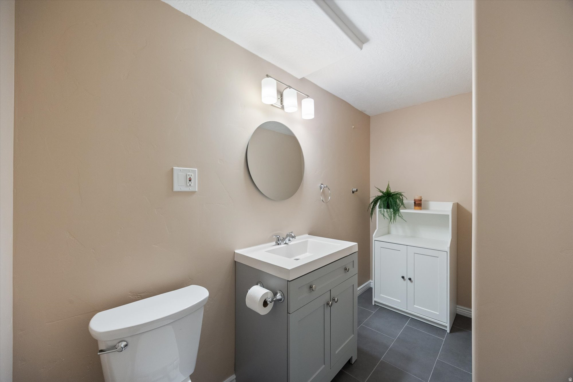 MOUNTAIN ESTATES #2 - Residential