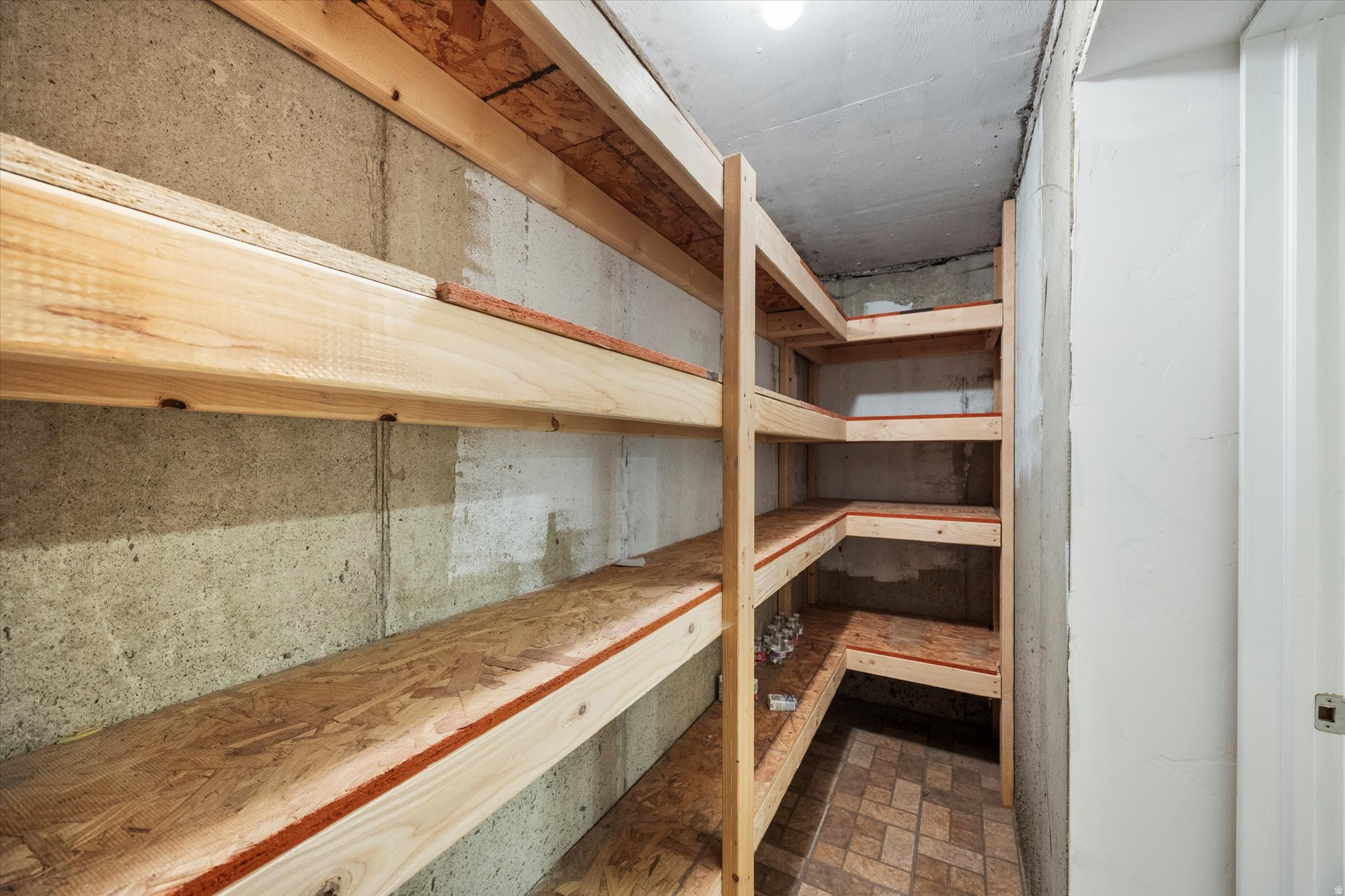 MOUNTAIN ESTATES #2 - Residential