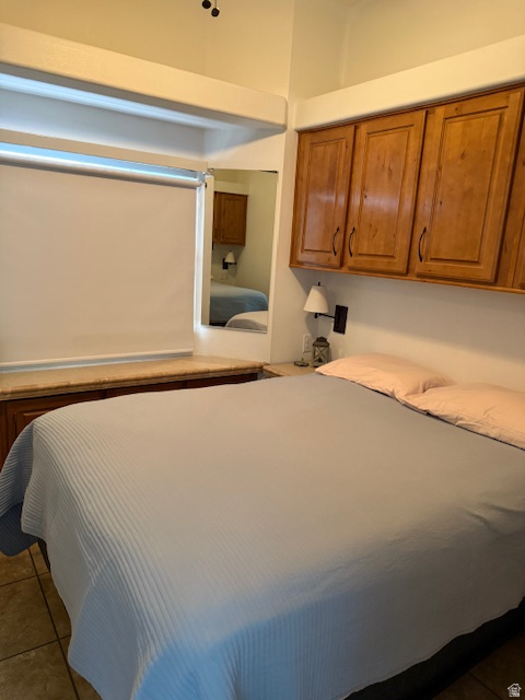 ZIONS GATE RV AMD - Residential