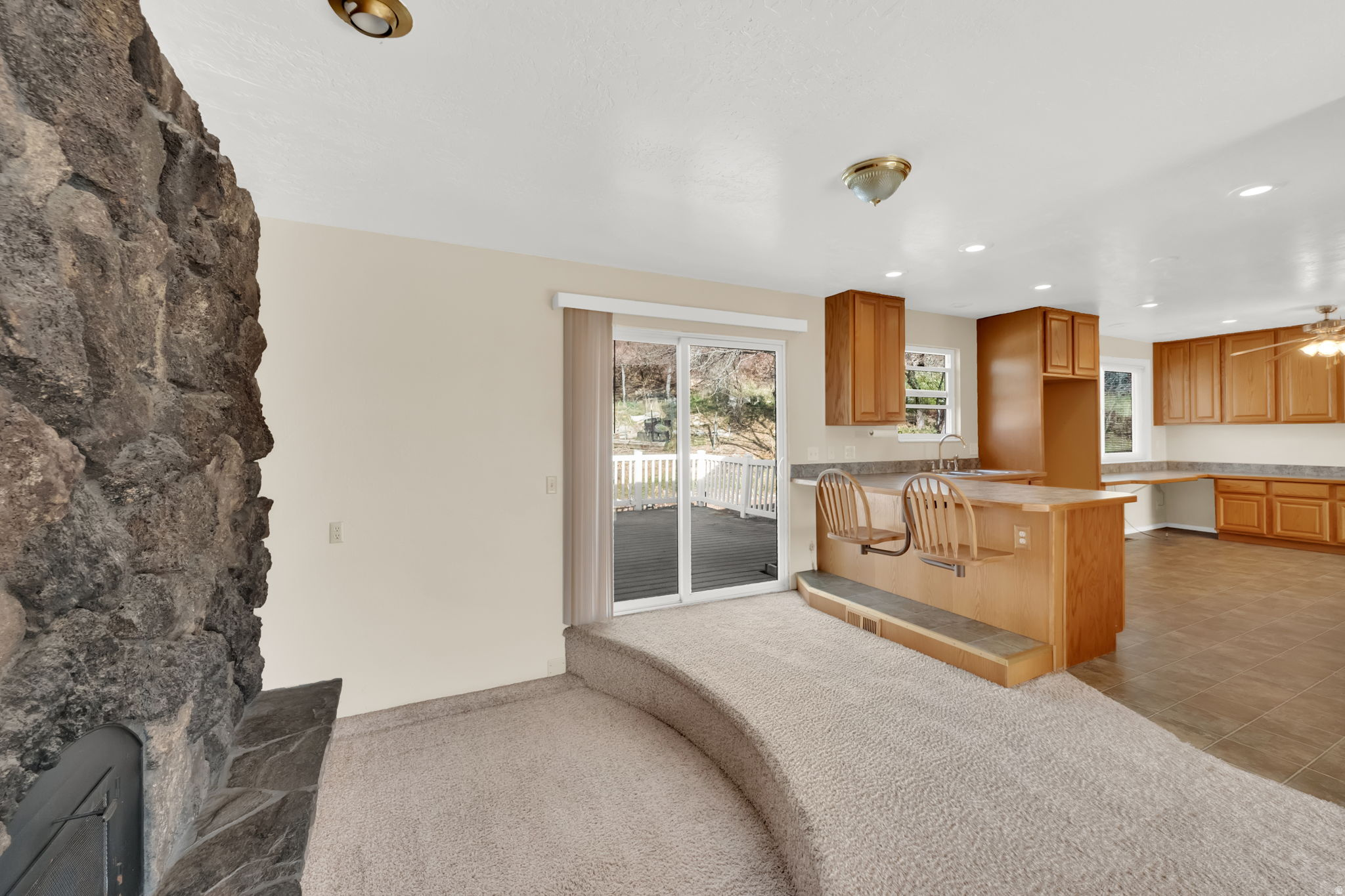 CLARMONT PLAZA - Residential