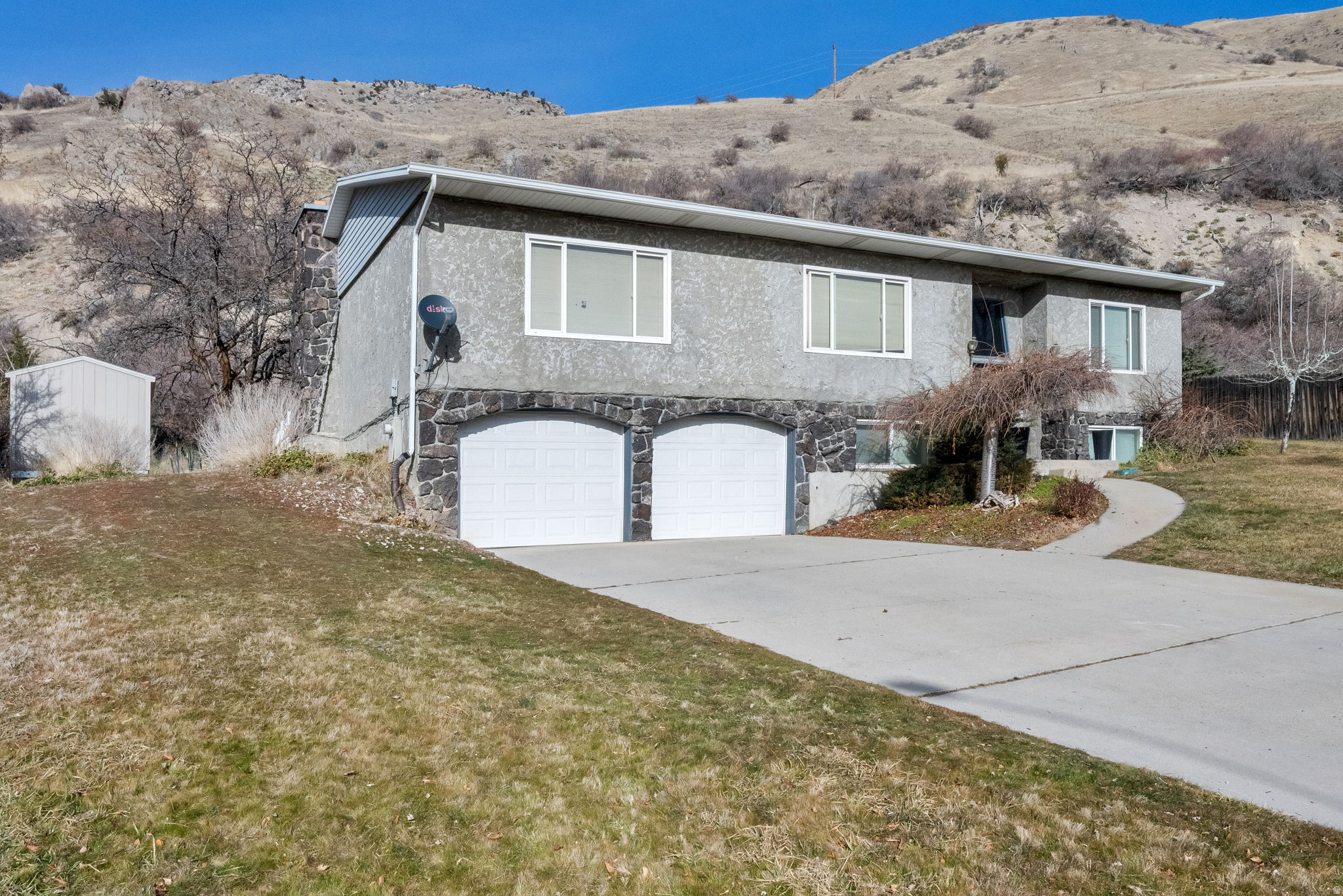 CLARMONT PLAZA - Residential