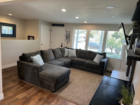 Tiny photo for 890 E BROOKSHIRE DR, Kaysville, UT 84037 (MLS # 2115286)