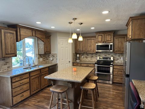 Tiny photo for 890 E BROOKSHIRE DR, Kaysville, UT 84037 (MLS # 2115286)