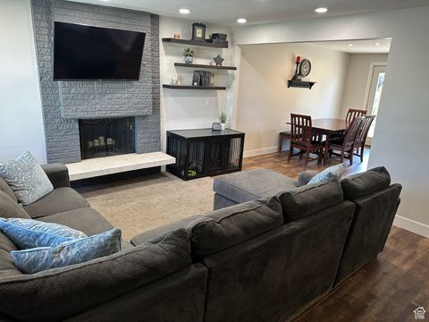 Tiny photo for 890 E BROOKSHIRE DR, Kaysville, UT 84037 (MLS # 2115286)