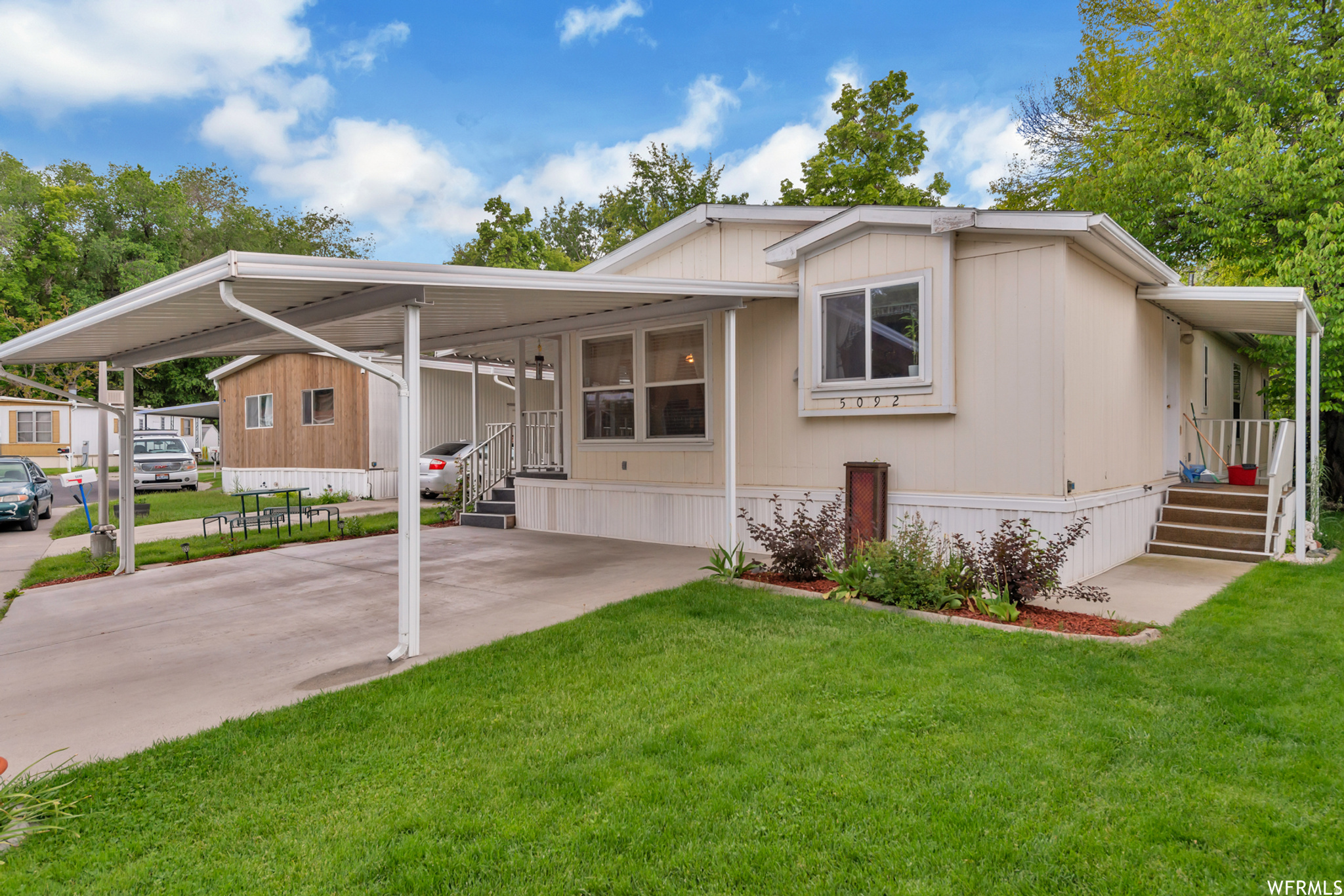 5092 S EL SENDERO CIR E