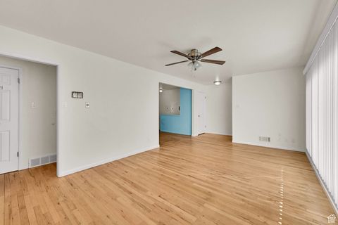 Tiny photo for 430 W 4675 S, Washington Terrace, UT 84405 (MLS # 2116446)