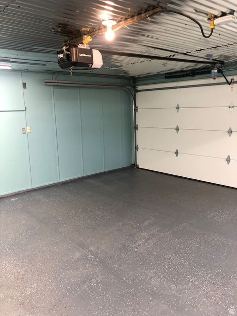 Tiny photo for 430 W 4675 S, Washington Terrace, UT 84405 (MLS # 2116446)