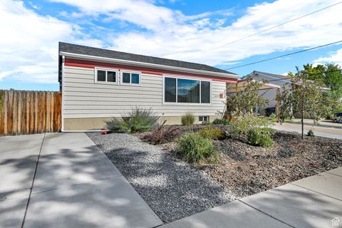 Tiny photo for 430 W 4675 S, Washington Terrace, UT 84405 (MLS # 2116446)