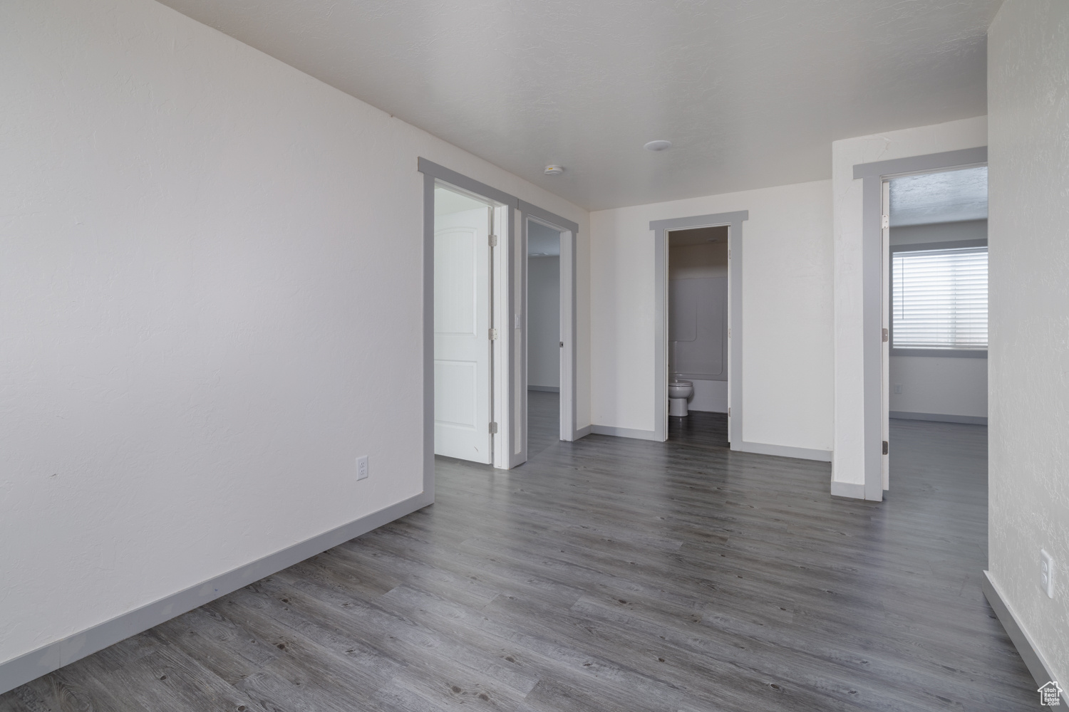 RIVER HEIGHTS - Residential