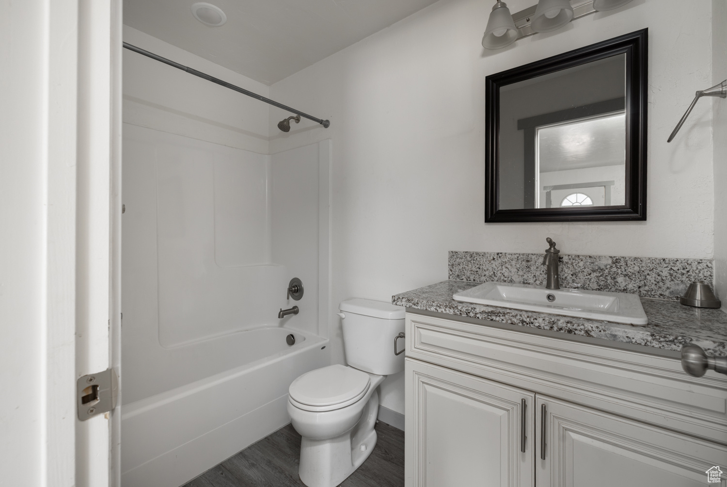 RIVER HEIGHTS - Residential