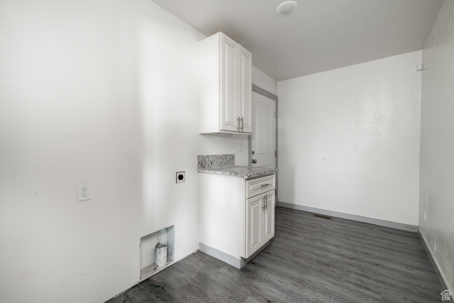 RIVER HEIGHTS - Residential