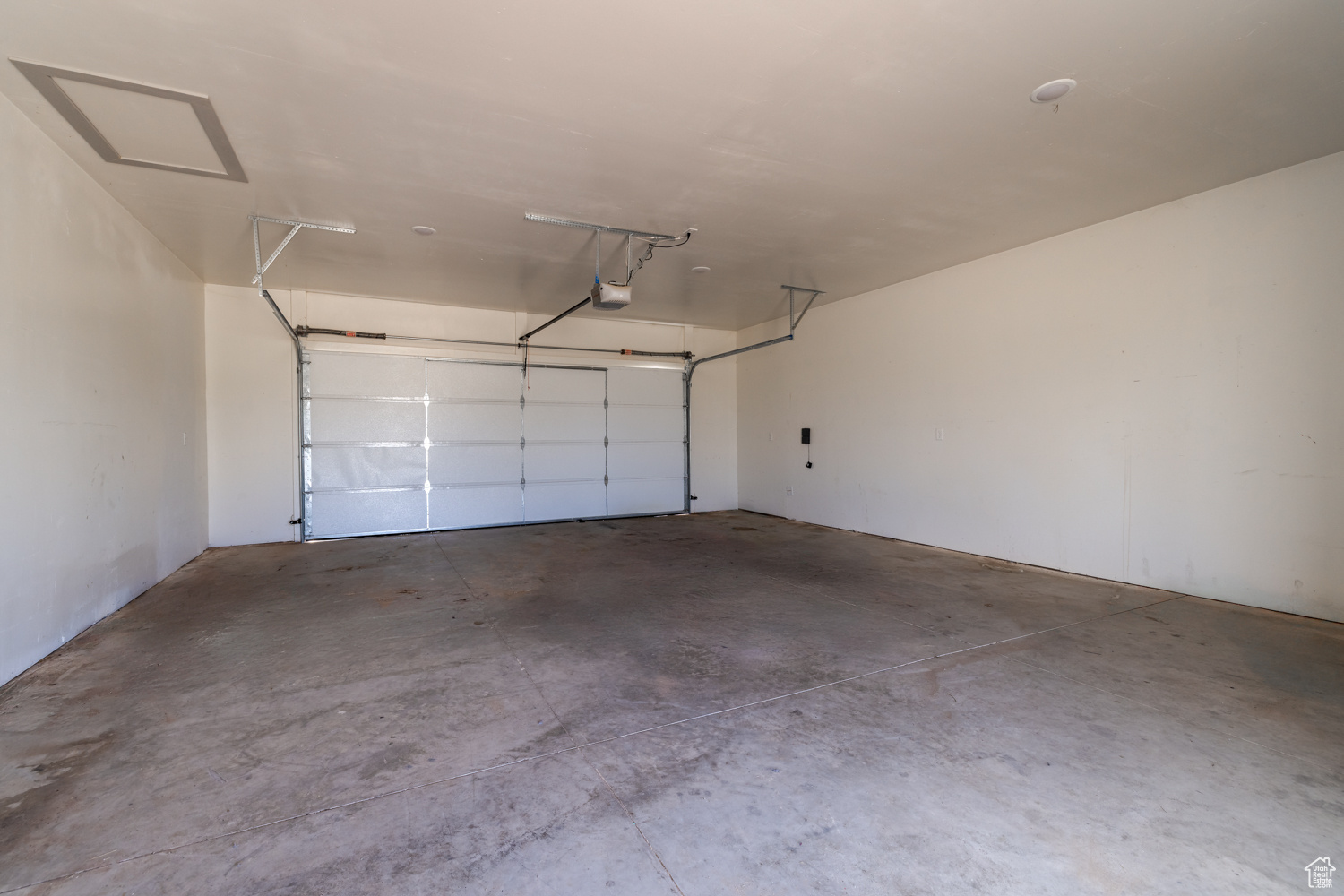 RIVER HEIGHTS - Residential