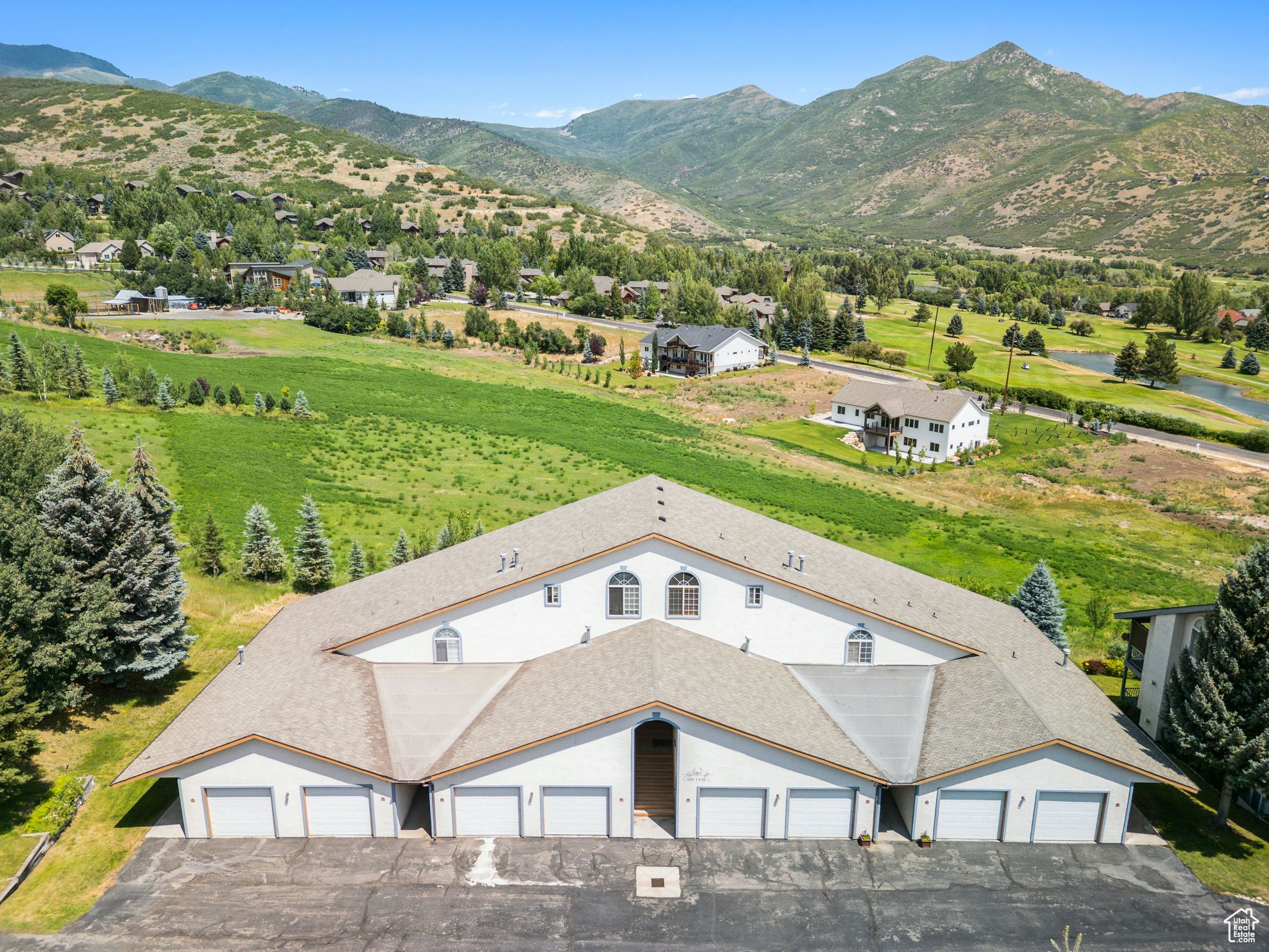 SWISS OAKS - Residential