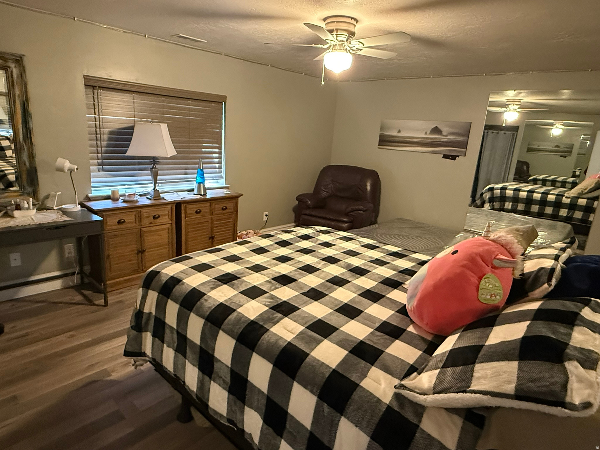 BLAKE MOUNTAIN VIEW - Residential