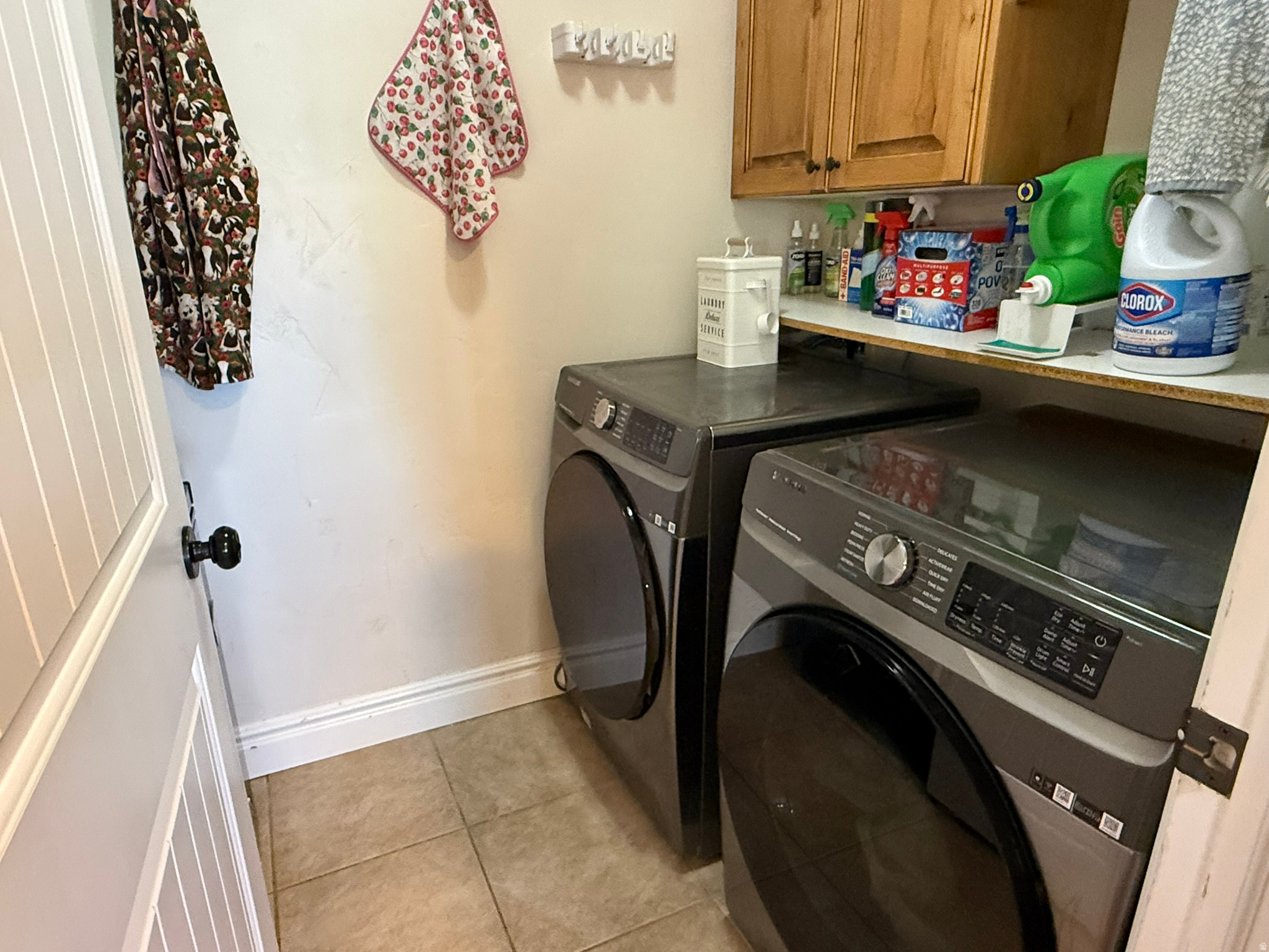 BLAKE MOUNTAIN VIEW - Residential