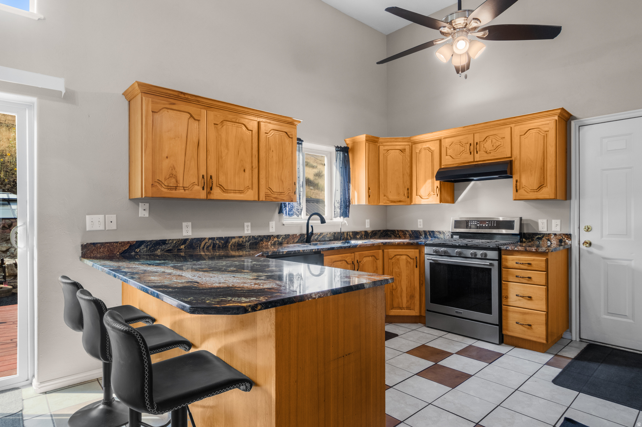 MARBLE HILL EST - Residential Lease