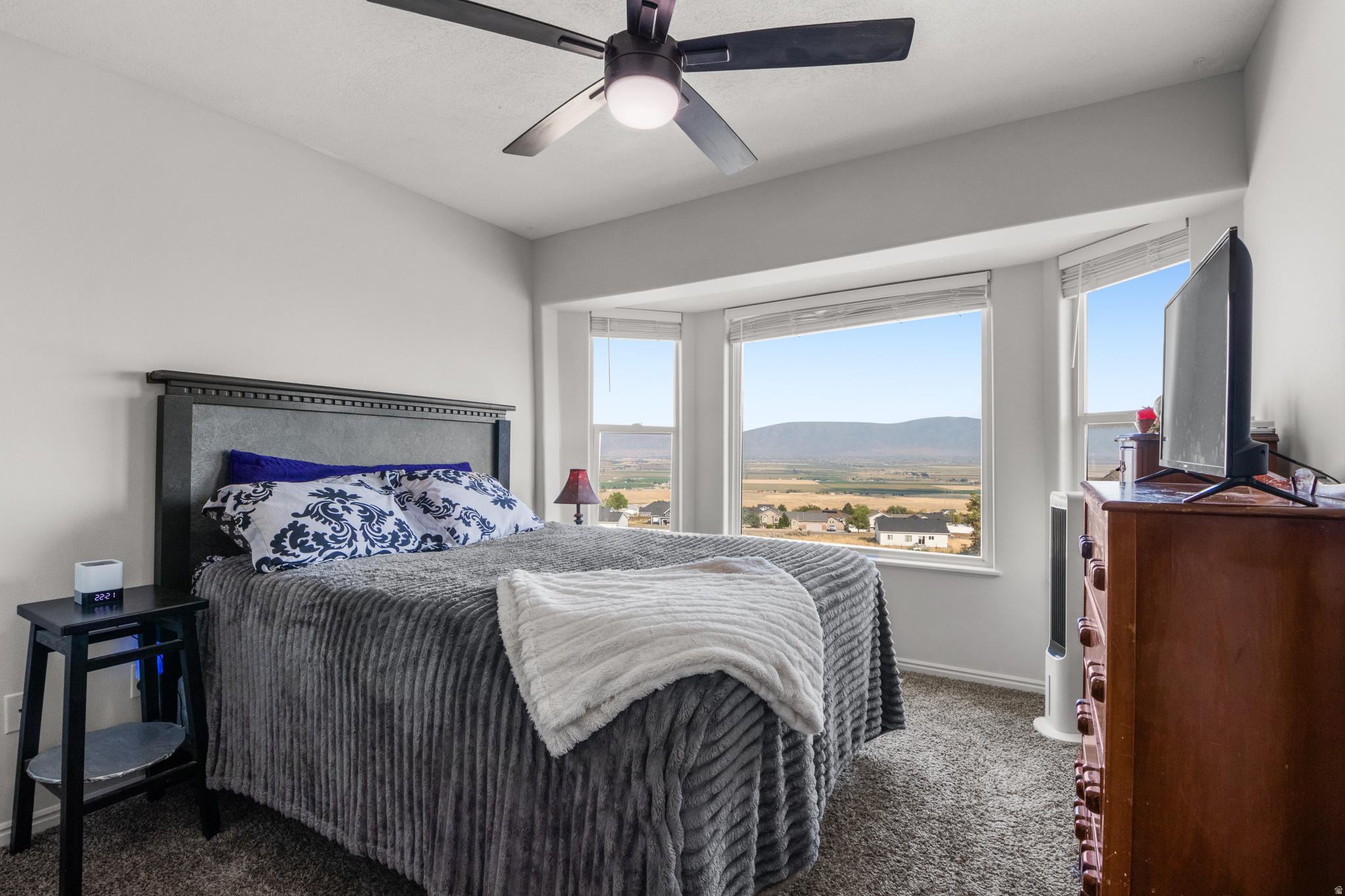 MARBLE HILL EST - Residential Lease