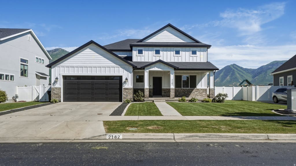 Photo of 2182 E 700 N, Spanish Fork, UT 84660 (MLS # 2162704)