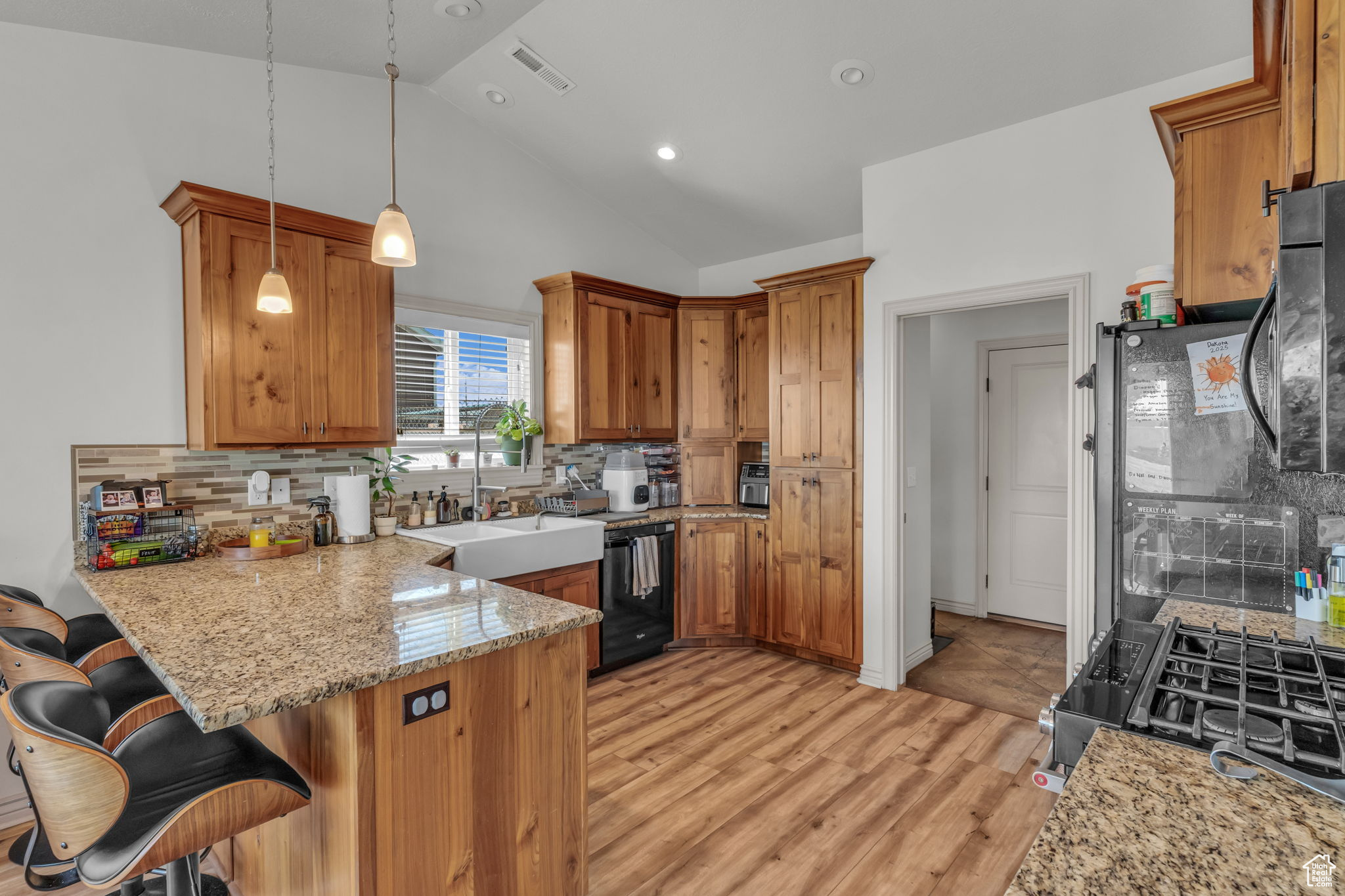 PETTINGILL EST - Residential