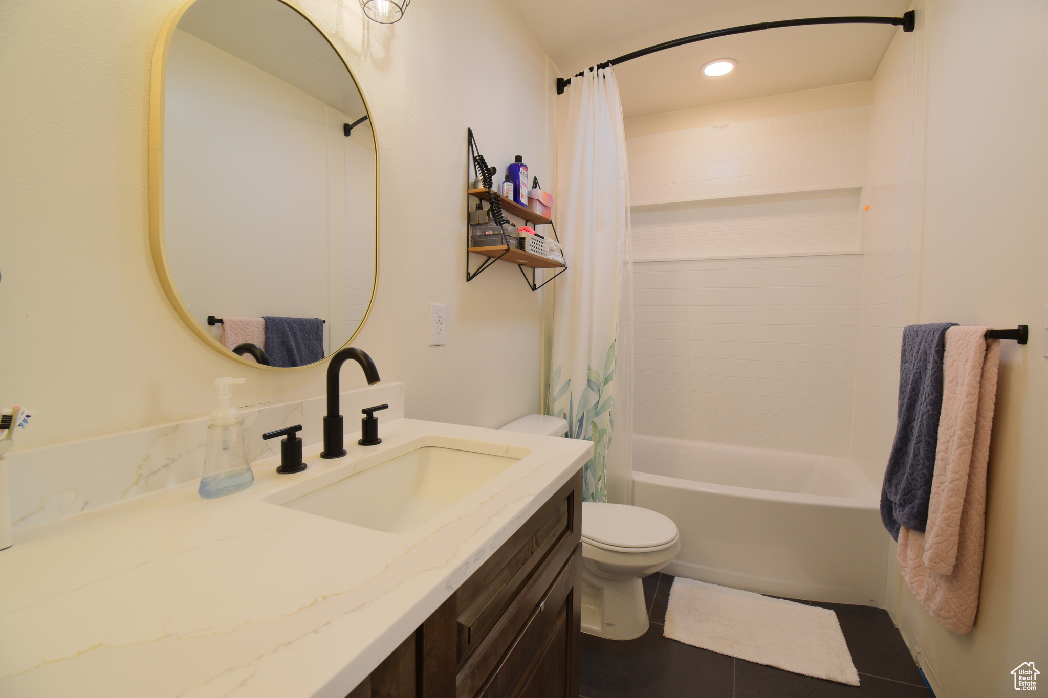 FAIRVIEW RANCHOS - Residential