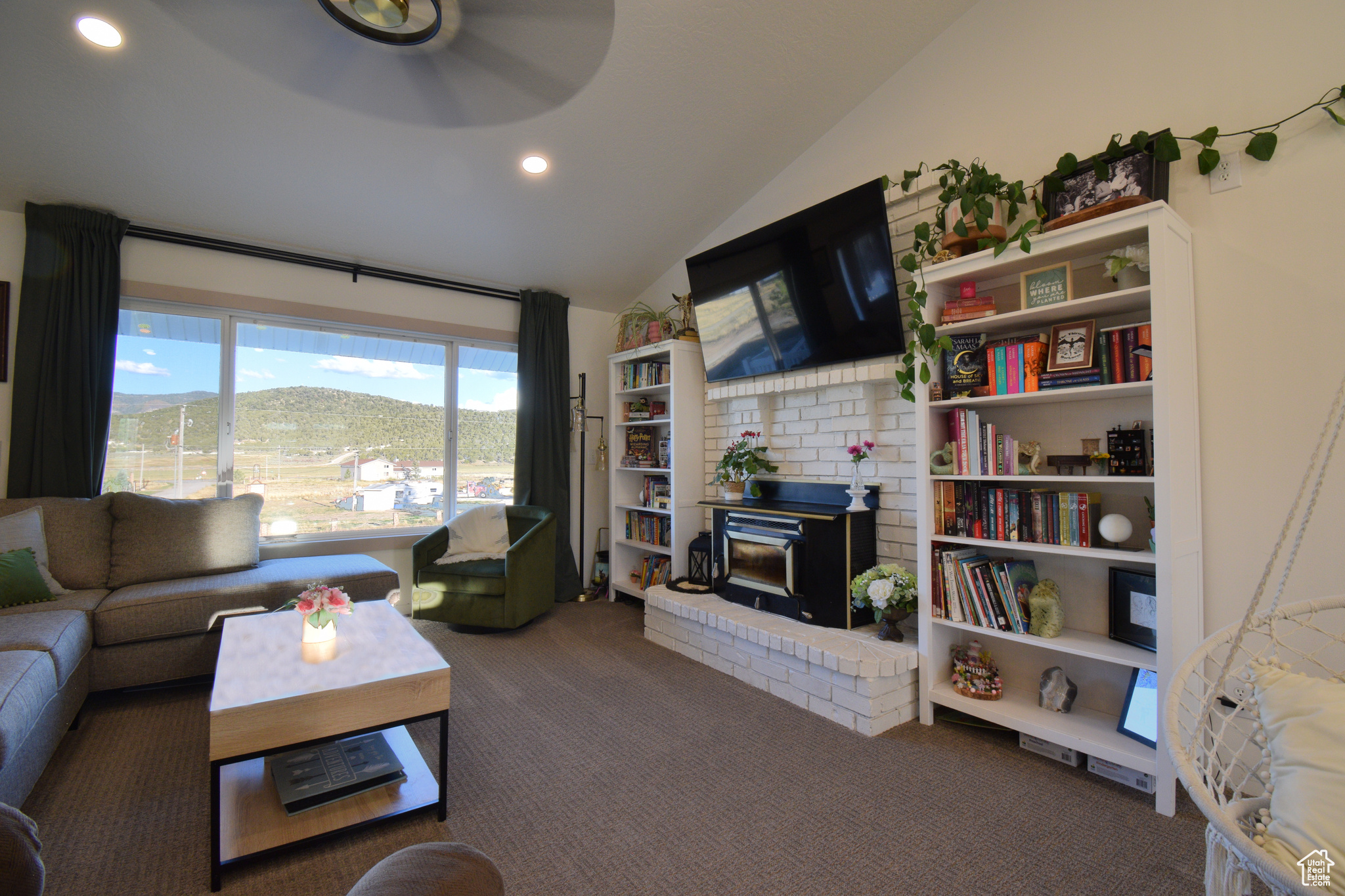 FAIRVIEW RANCHOS - Residential