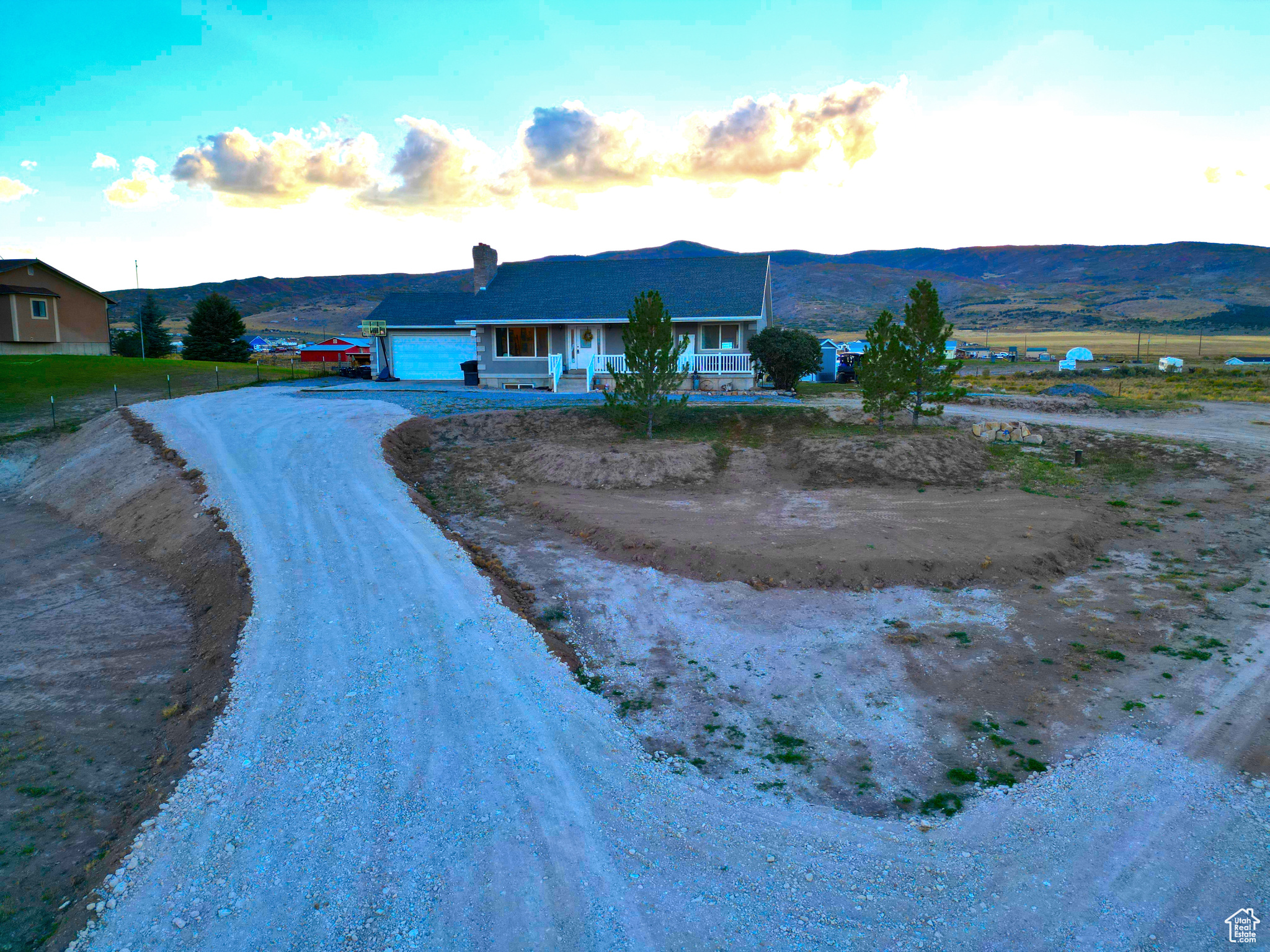 FAIRVIEW RANCHOS - Residential