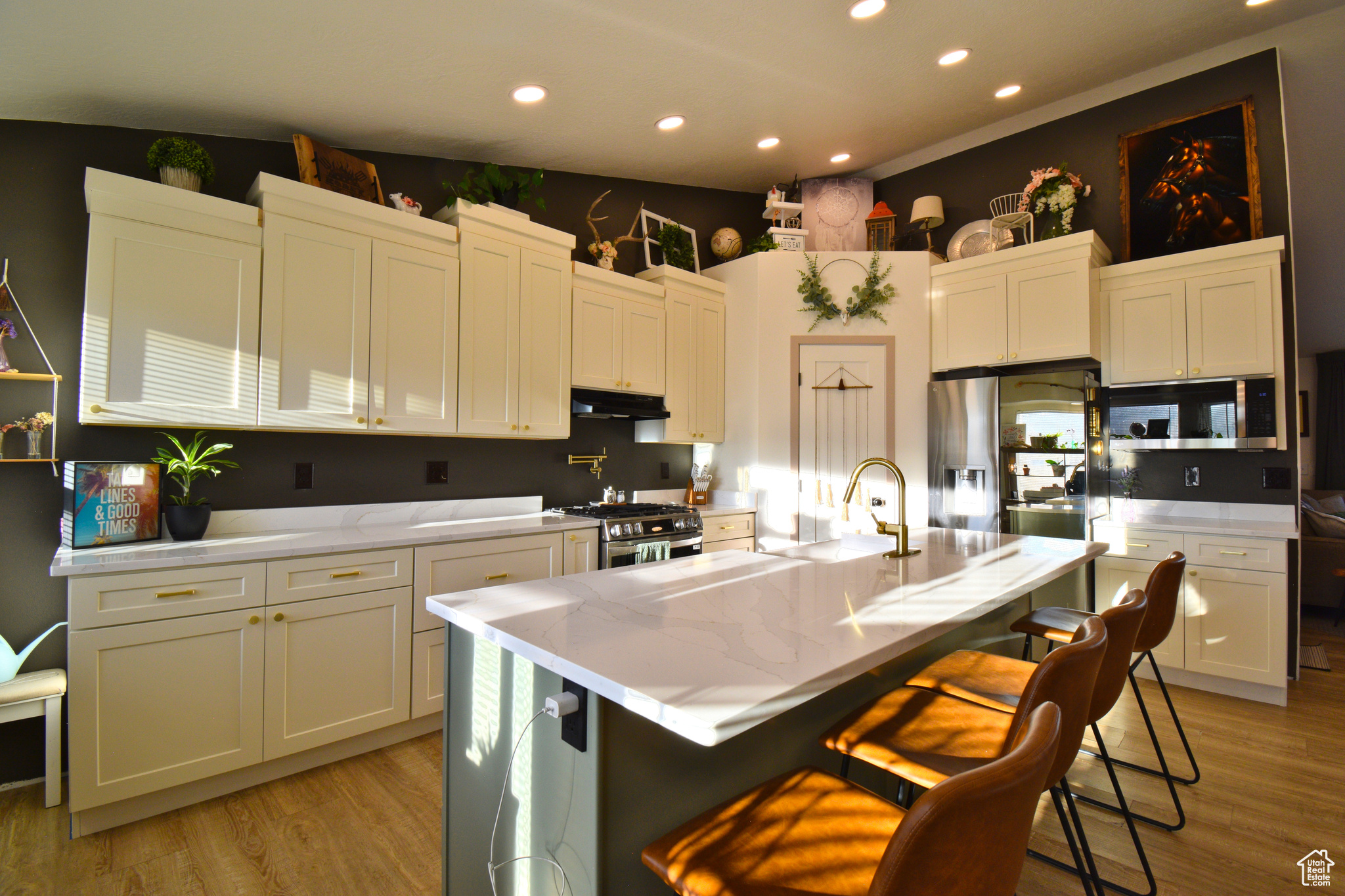 FAIRVIEW RANCHOS - Residential