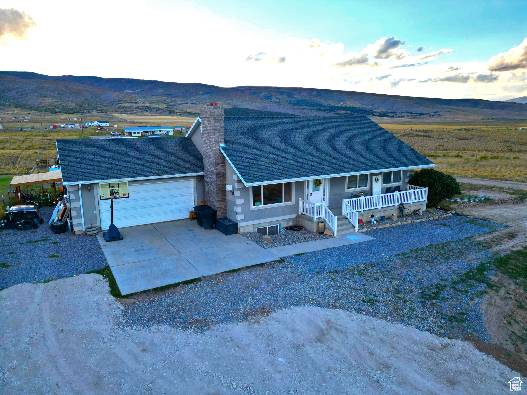 FAIRVIEW RANCHOS - Residential